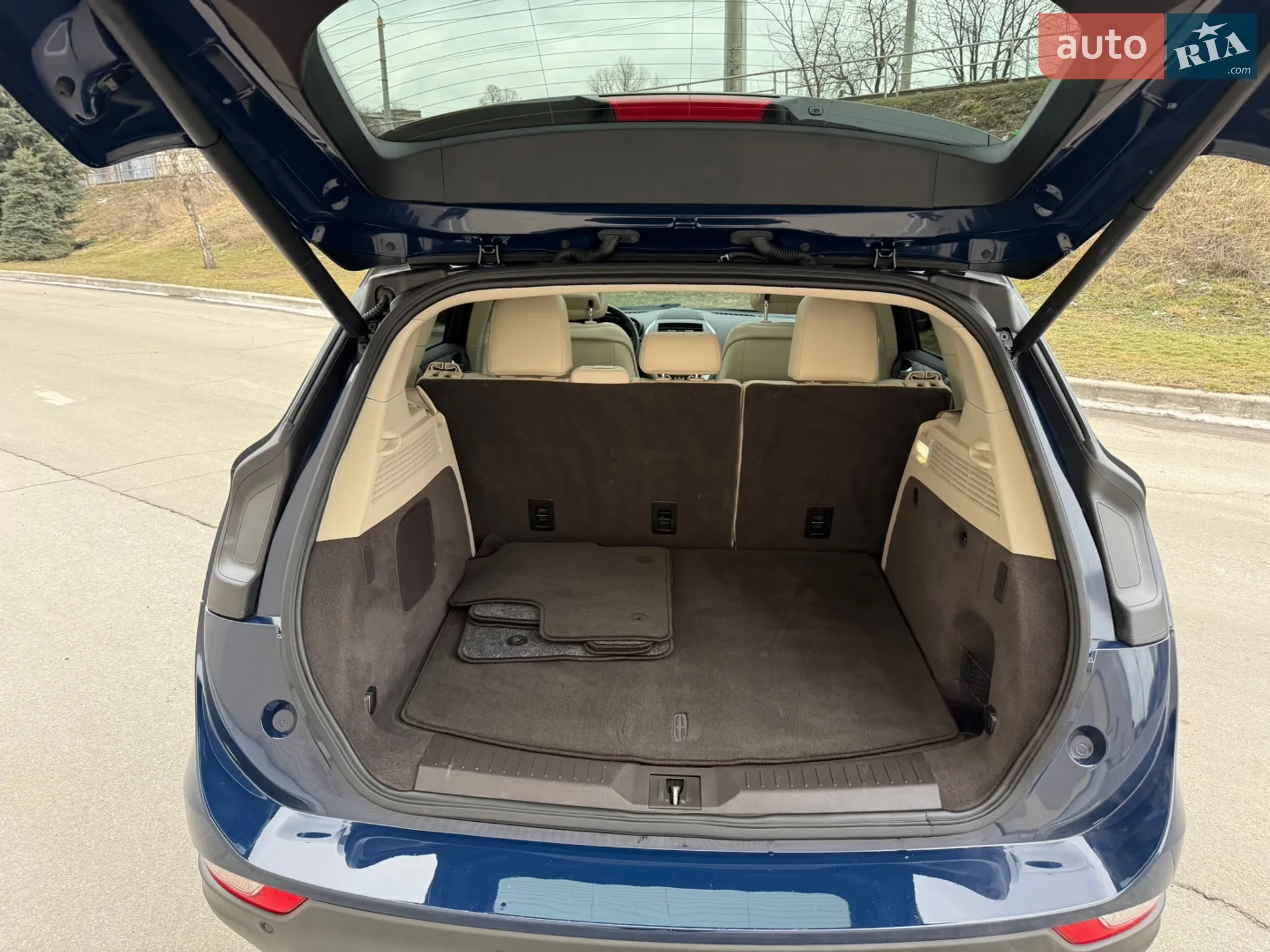 2019 Lincoln MKC - мініатюра 24