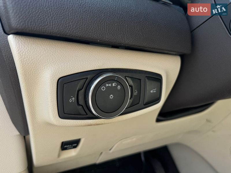 Внедорожник / Кроссовер Lincoln MKC 2019 в Киеве