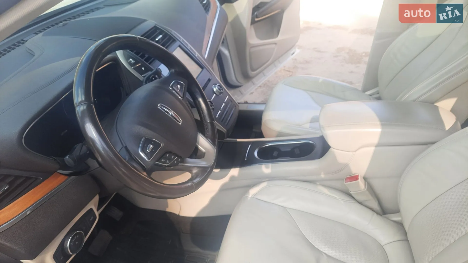 2016 Lincoln MKC - мініатюра 28