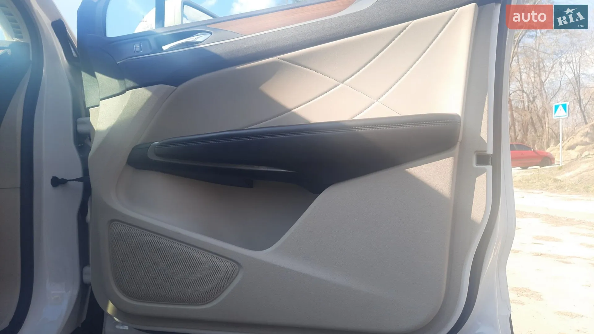 2016 Lincoln MKC - мініатюра 36