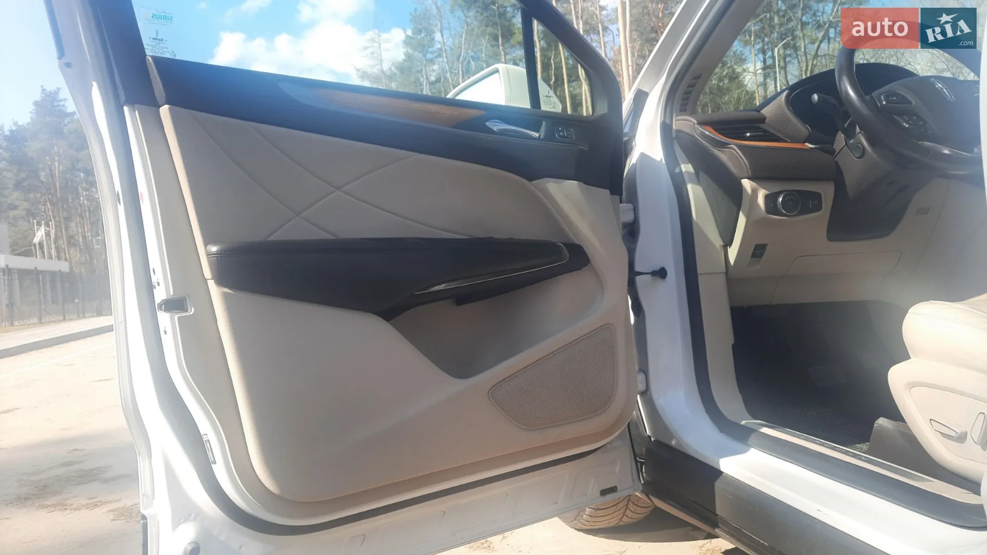 2016 Lincoln MKC - мініатюра 41