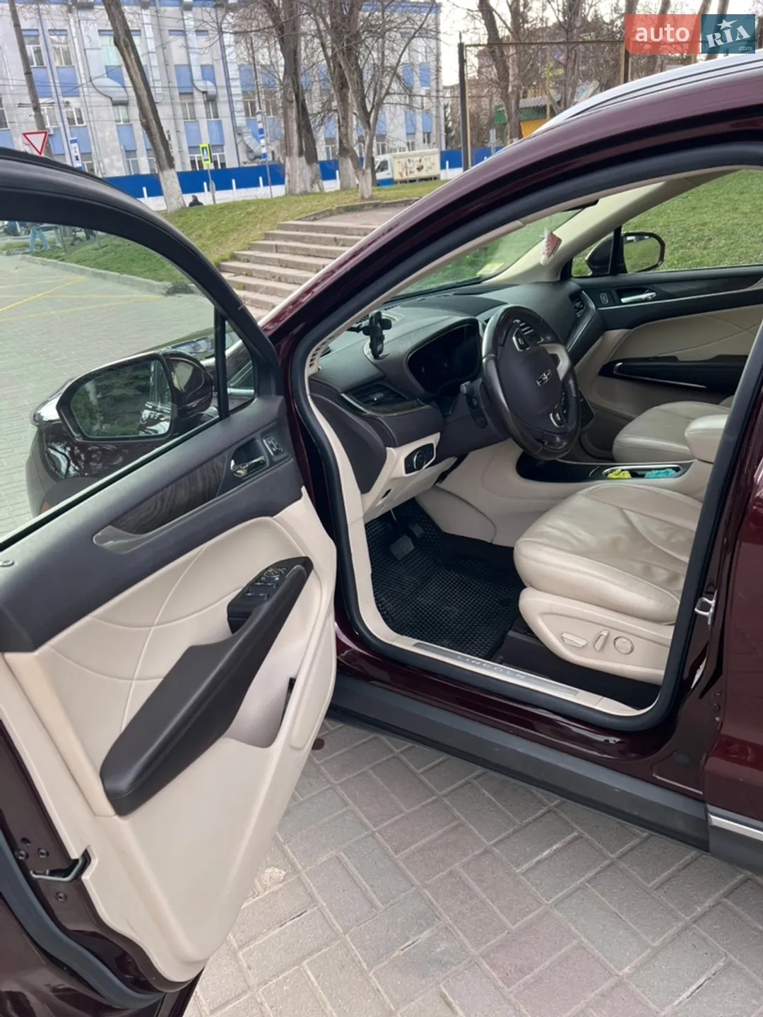 2019 Lincoln MKC - мініатюра 15