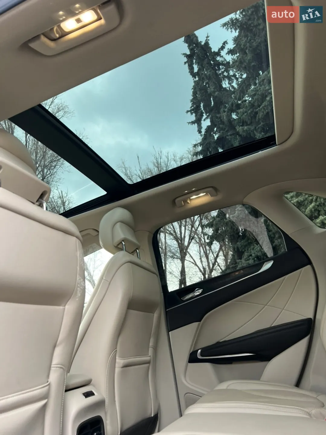 2019 Lincoln MKC - мініатюра 25