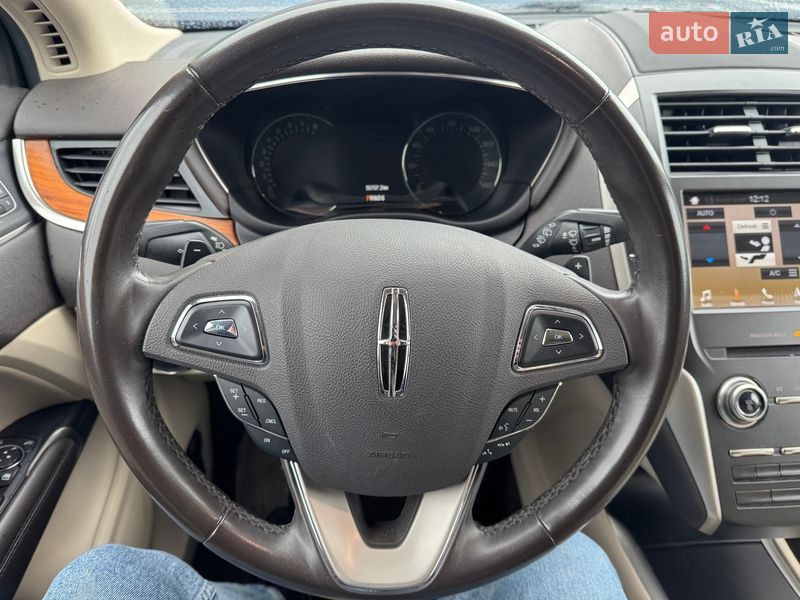 Позашляховик / Кросовер Lincoln MKC 2018 в Києві фото 24 Позашляховик / Кросовер Lincoln MKC 2018 в Києві