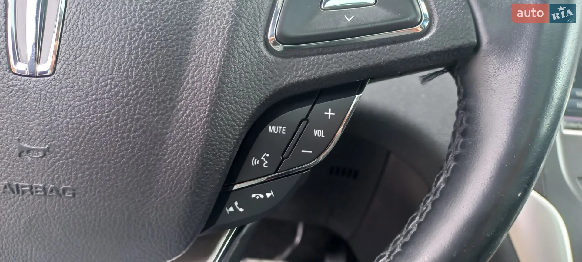 2015 Lincoln MKC - мініатюра 23