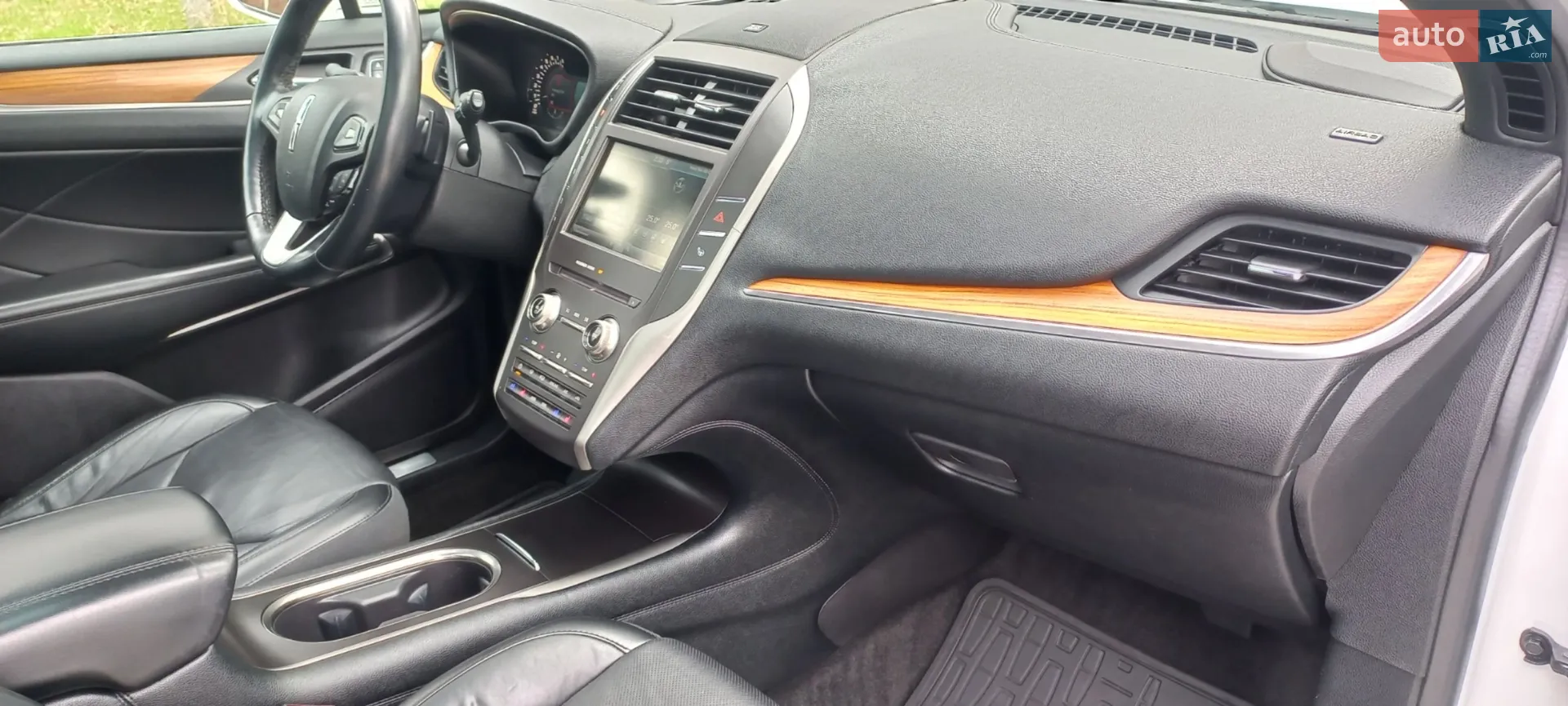 2015 Lincoln MKC - мініатюра 28
