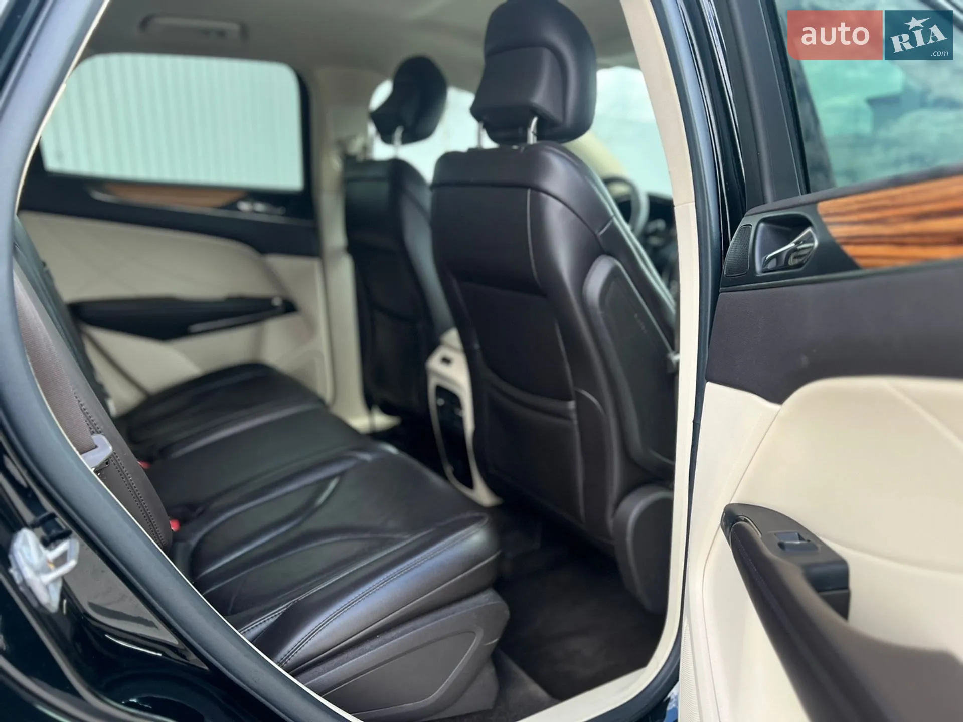 2015 Lincoln MKC - мініатюра 18