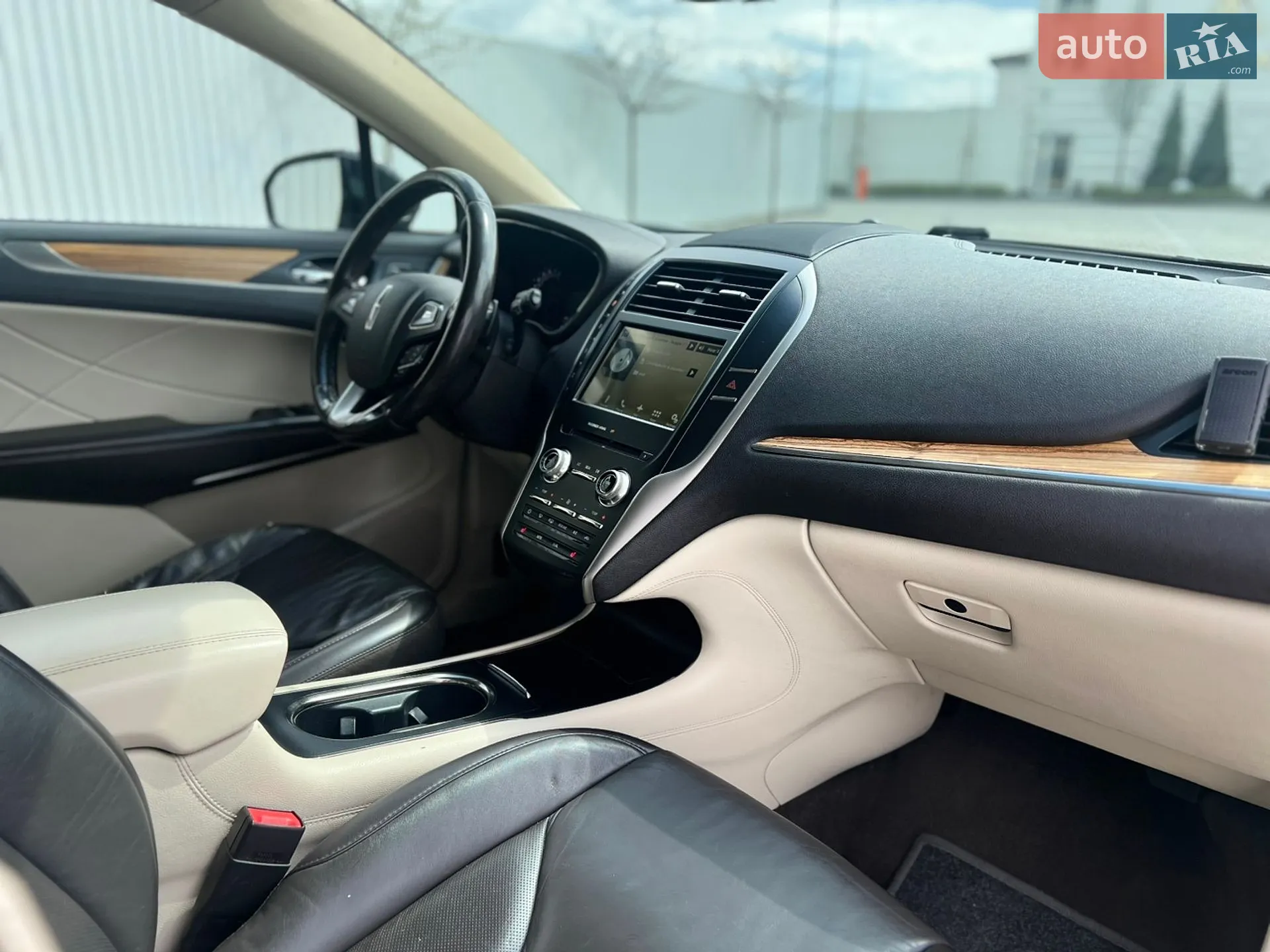 2015 Lincoln MKC - мініатюра 21