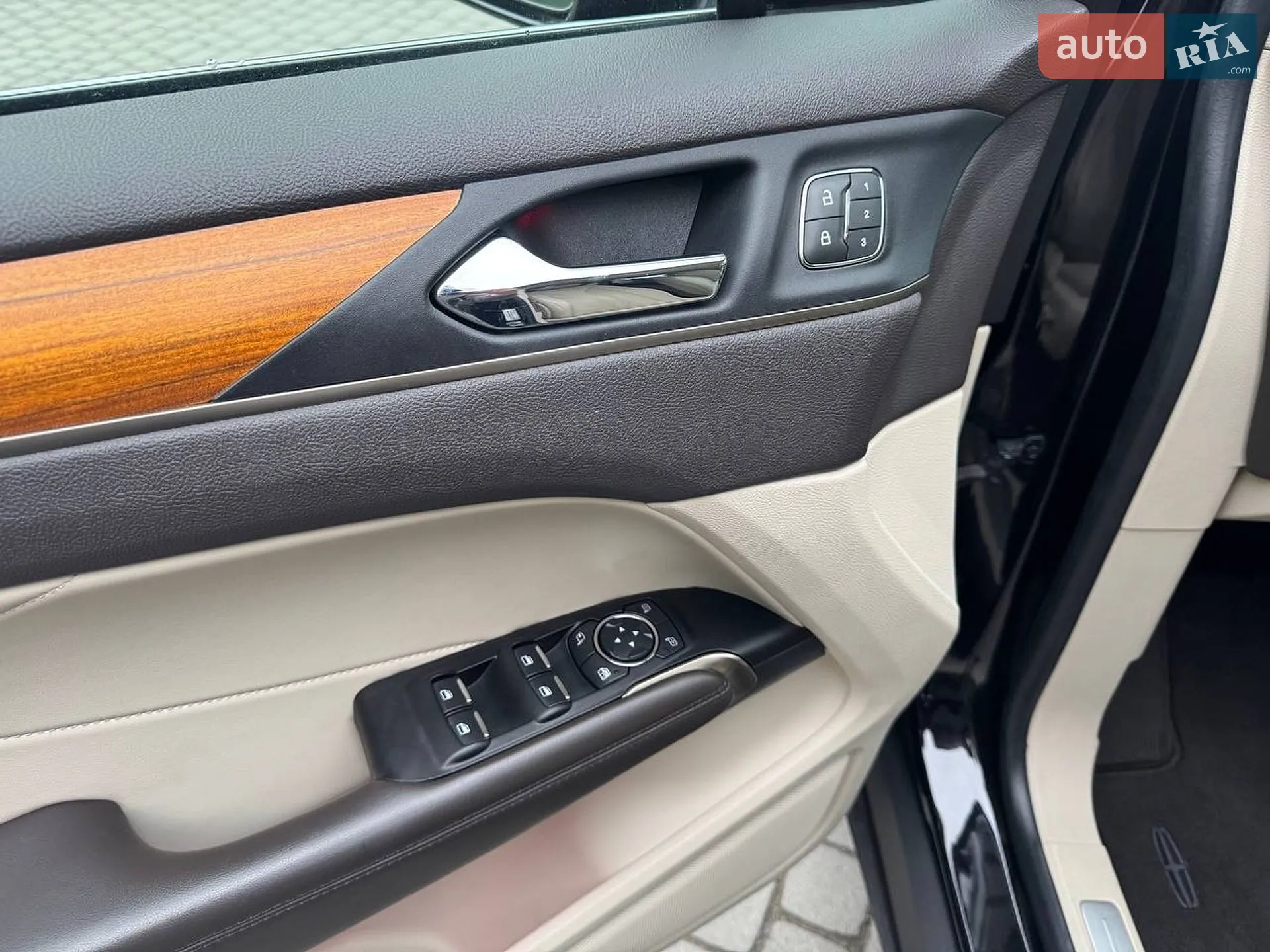 2018 Lincoln MKC - мініатюра 21