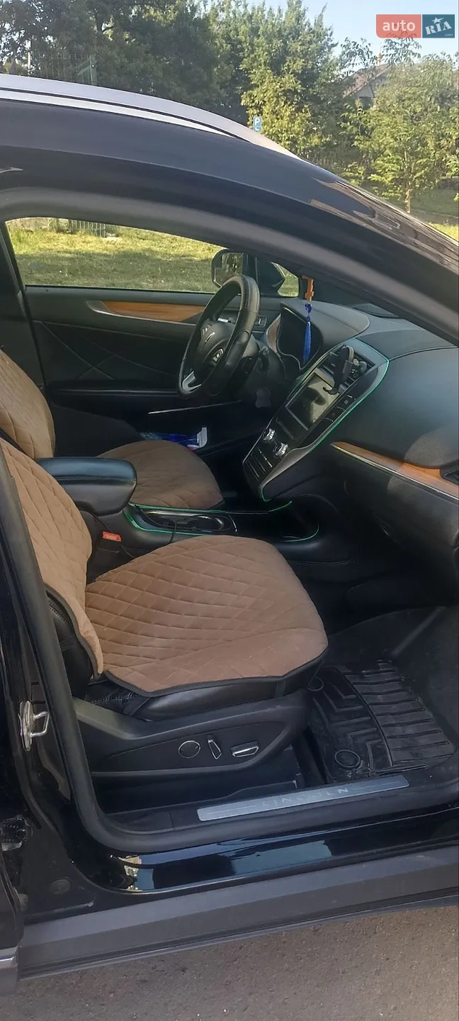 2017 Lincoln MKC - мініатюра 11