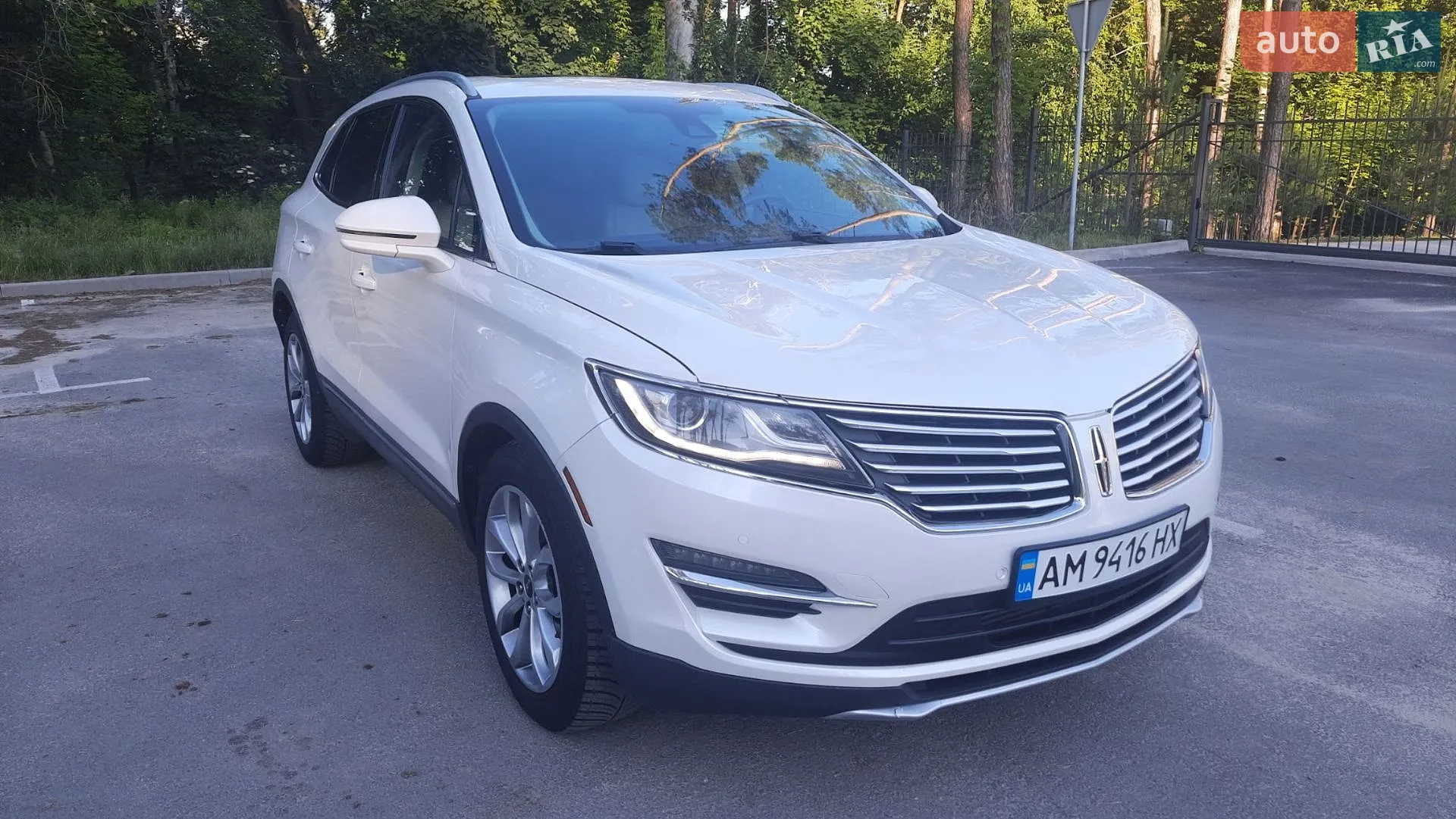 2016 Lincoln MKC - мініатюра 3