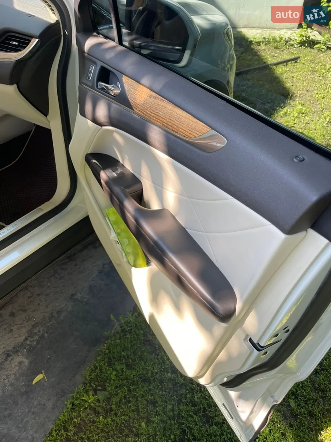 2014 Lincoln MKC - мініатюра 10