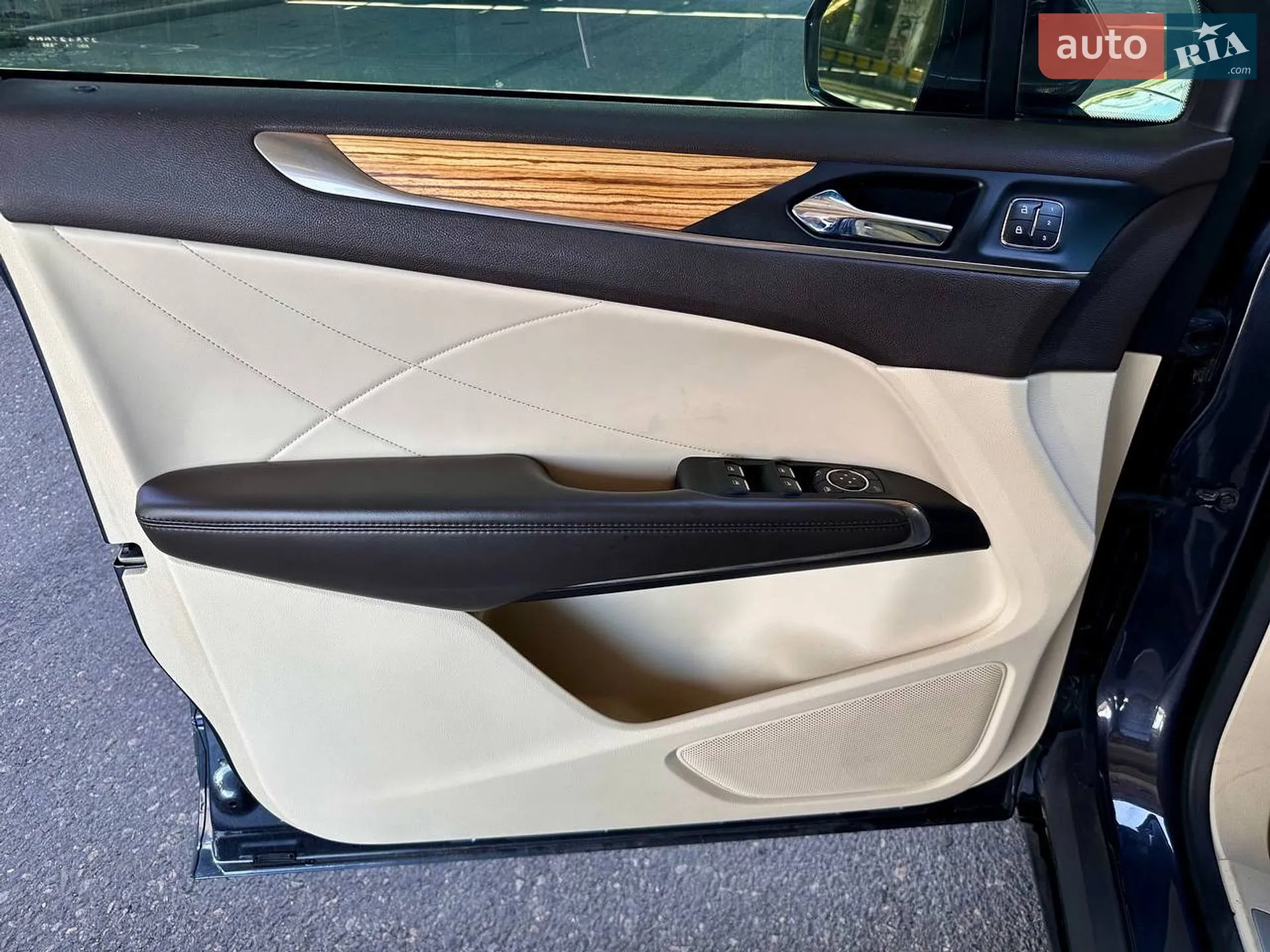2014 Lincoln MKC - мініатюра 20