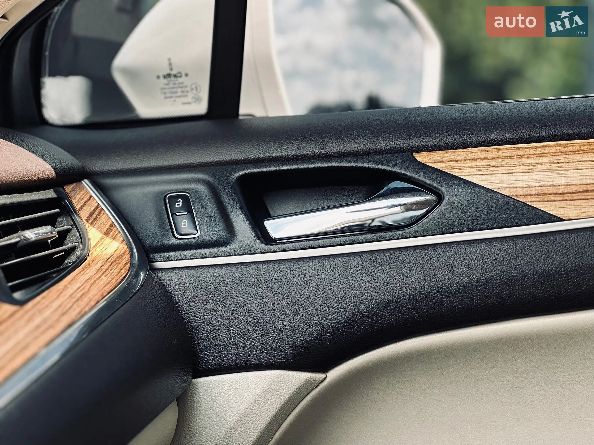 2015 Lincoln MKC - мініатюра 15