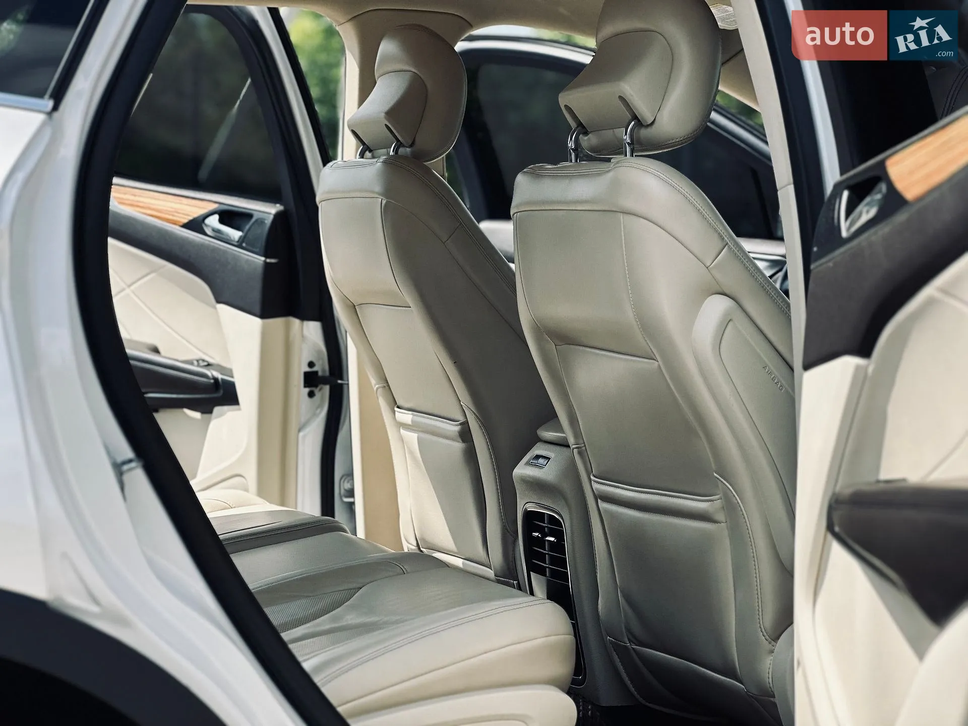 2015 Lincoln MKC - мініатюра 25