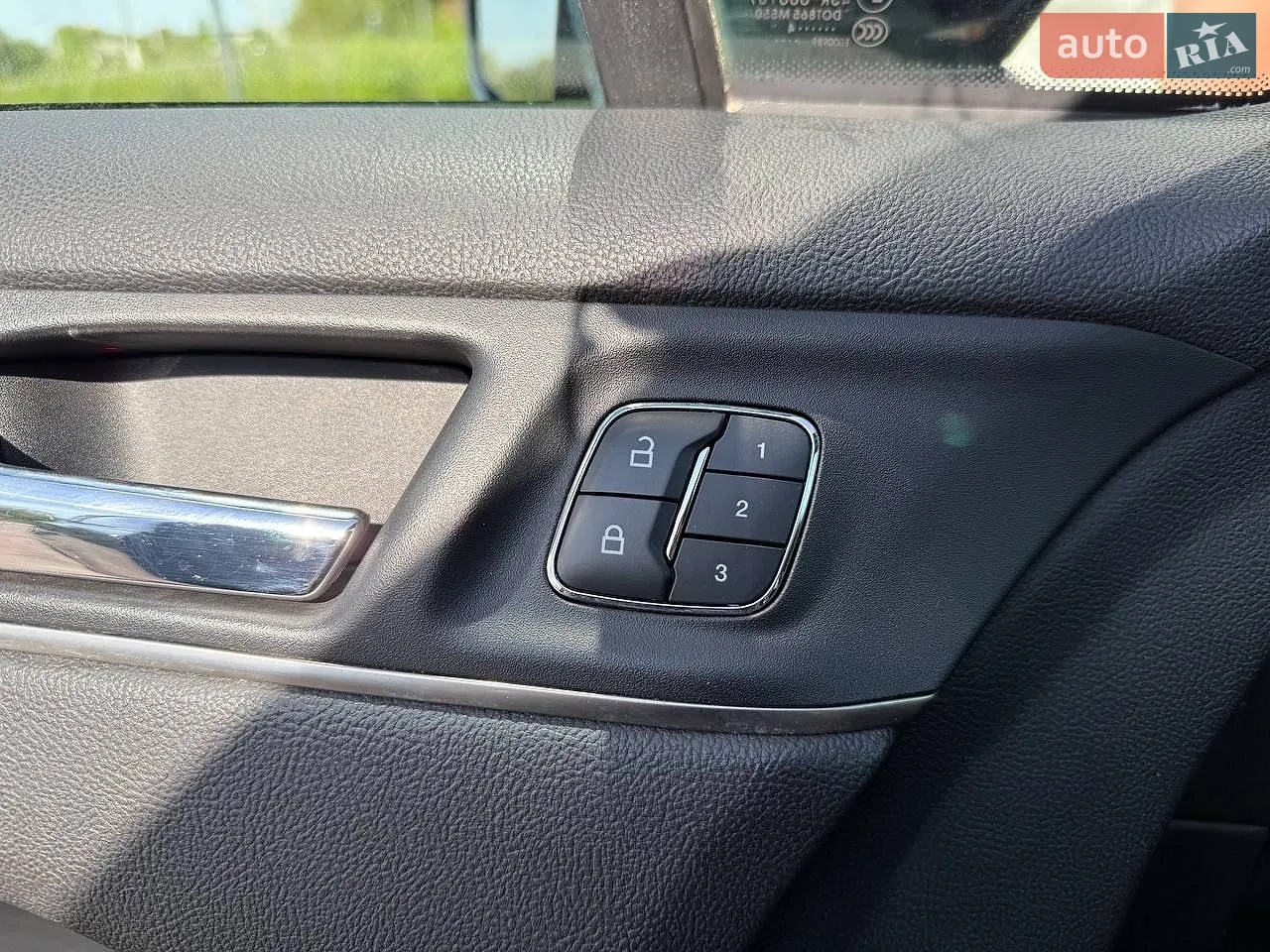2014 Lincoln MKC - мініатюра 28
