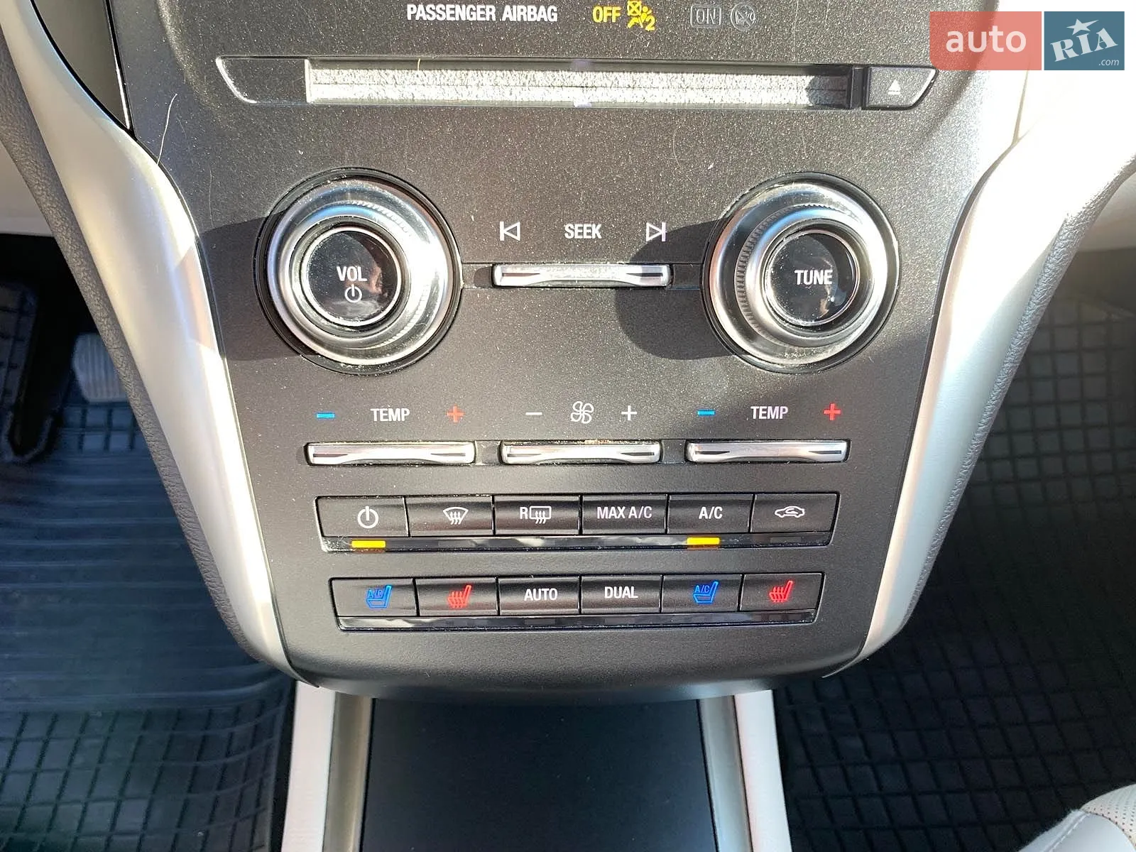 2018 Lincoln MKC - мініатюра 29