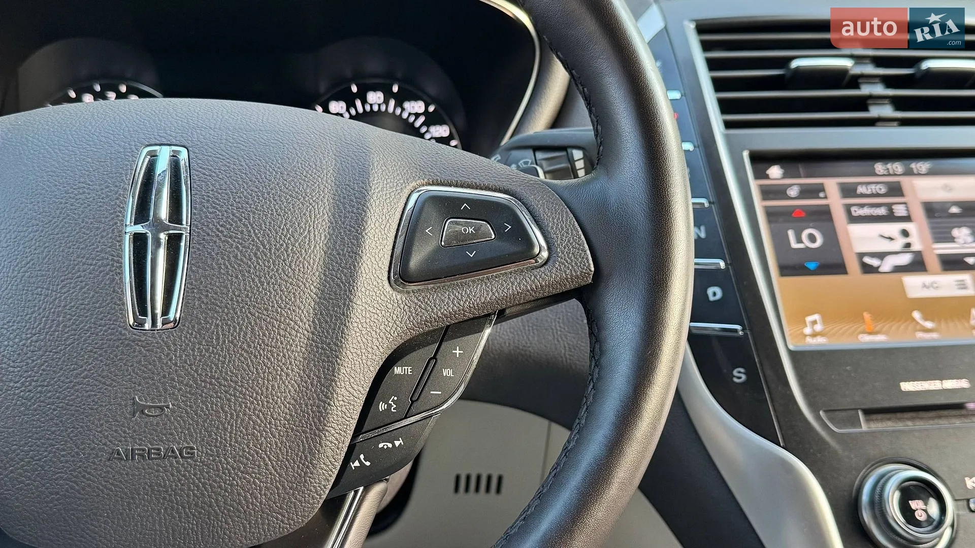 2018 Lincoln MKC - мініатюра 12