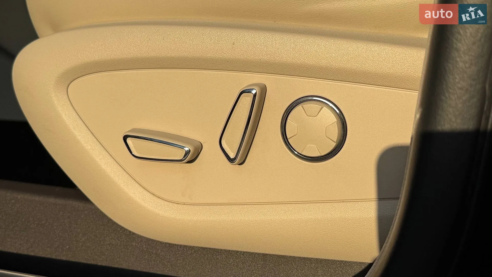 2018 Lincoln MKC - мініатюра 19