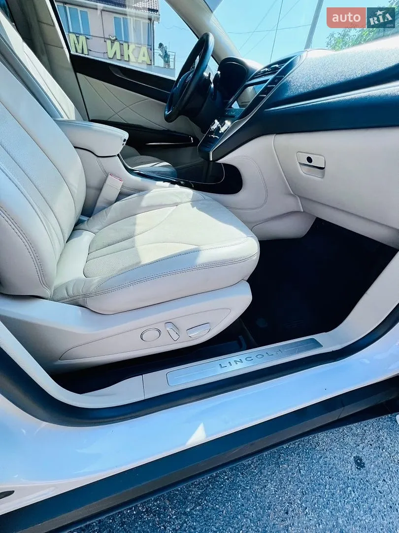 2017 Lincoln MKC - мініатюра 14