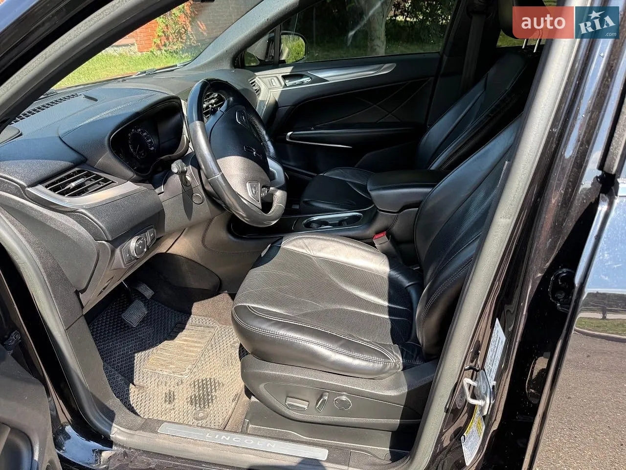 2019 Lincoln MKC - мініатюра 4