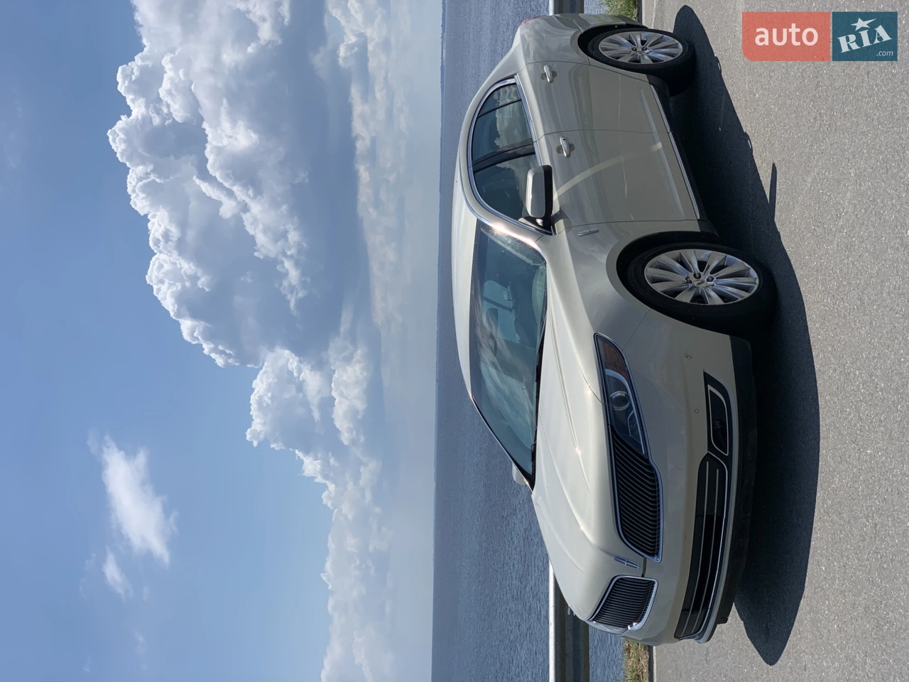 2014 Lincoln MKS - мініатюра 5