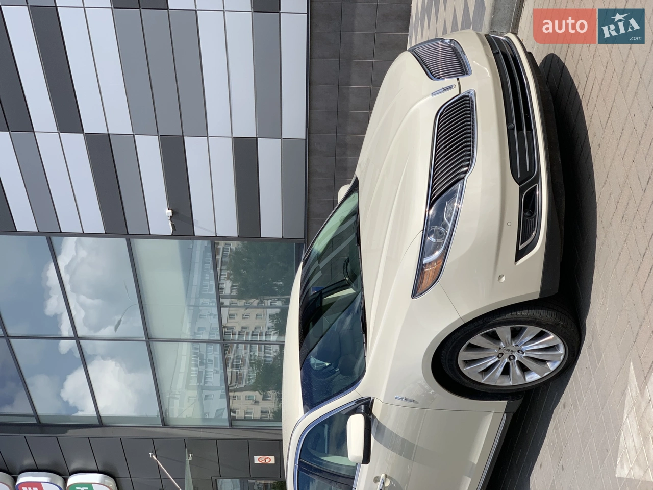 2014 Lincoln MKS - мініатюра 8