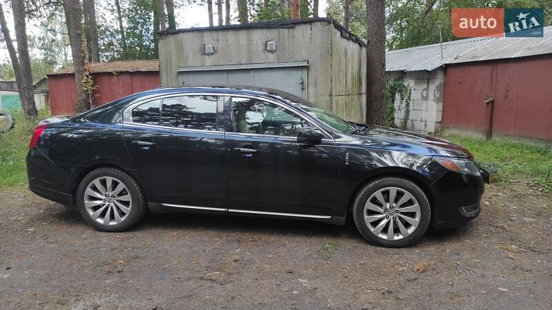 Седан Lincoln MKS 2012 в Броварах