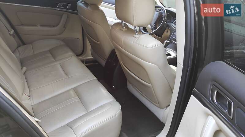 Седан Lincoln MKS 2012 в Броварах