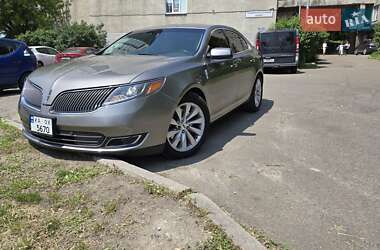 Седан Lincoln MKS 2015 в 