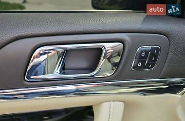 Седан Lincoln MKS 2015 в 