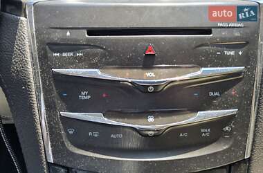 Седан Lincoln MKS 2015 в 