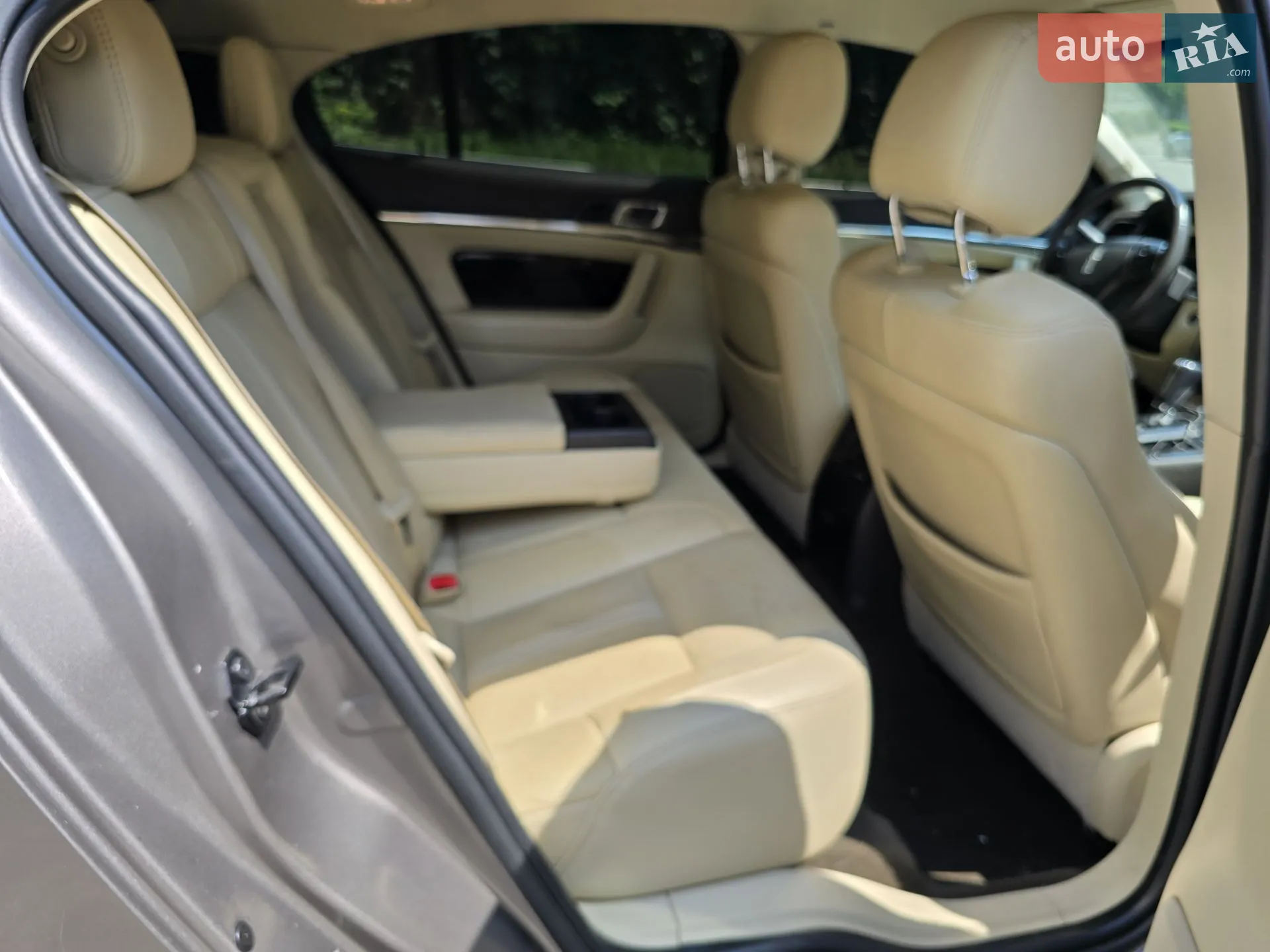 2015 Lincoln MKS - мініатюра 32