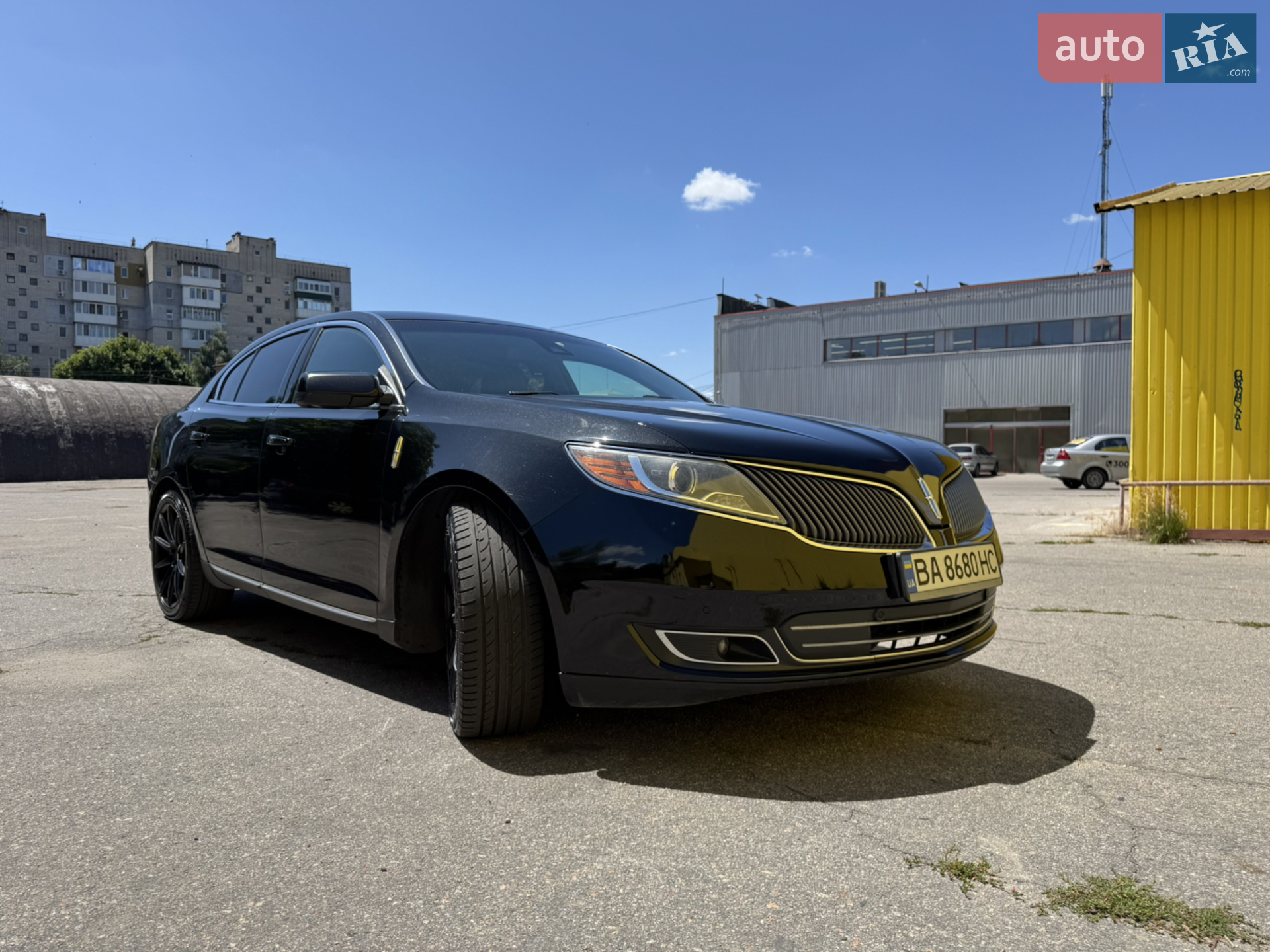 2015 Lincoln MKS - мініатюра 2