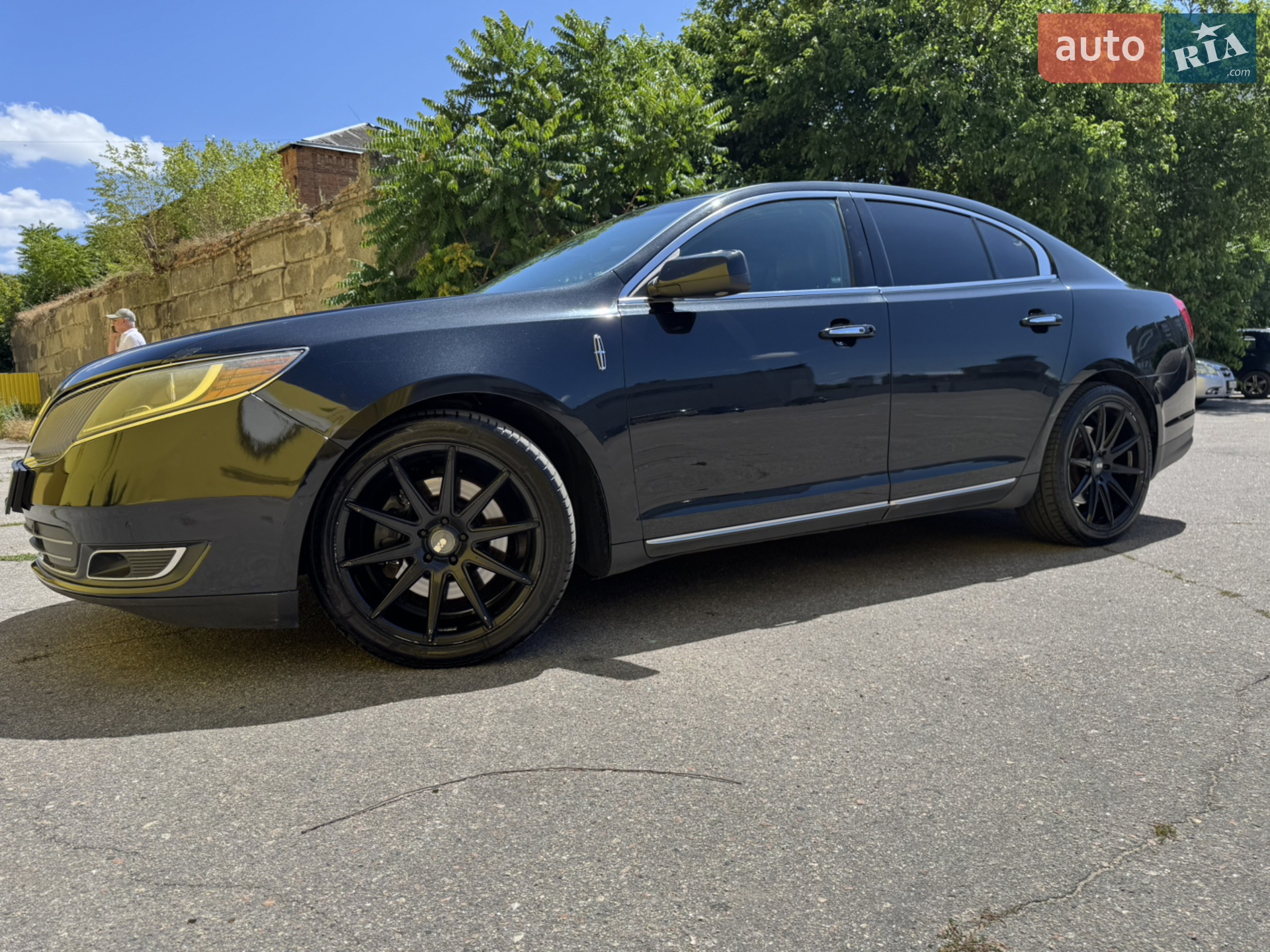 2015 Lincoln MKS - мініатюра 3