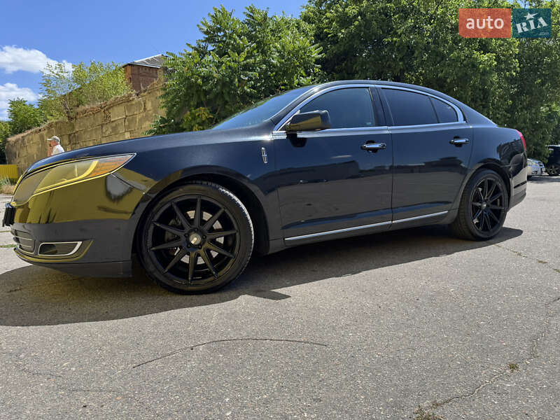 Седан Lincoln MKS 2015 в Кропивницком