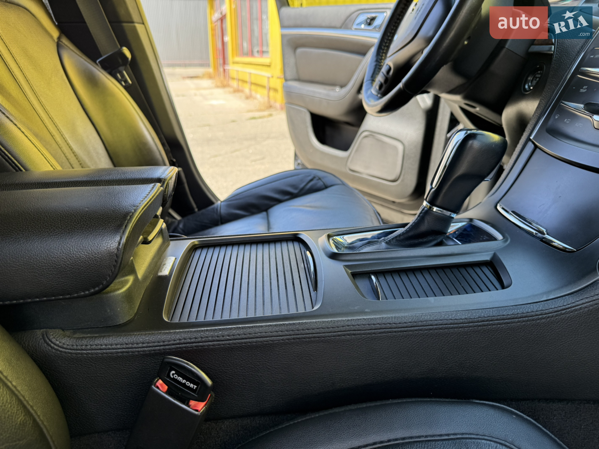 2015 Lincoln MKS - мініатюра 7