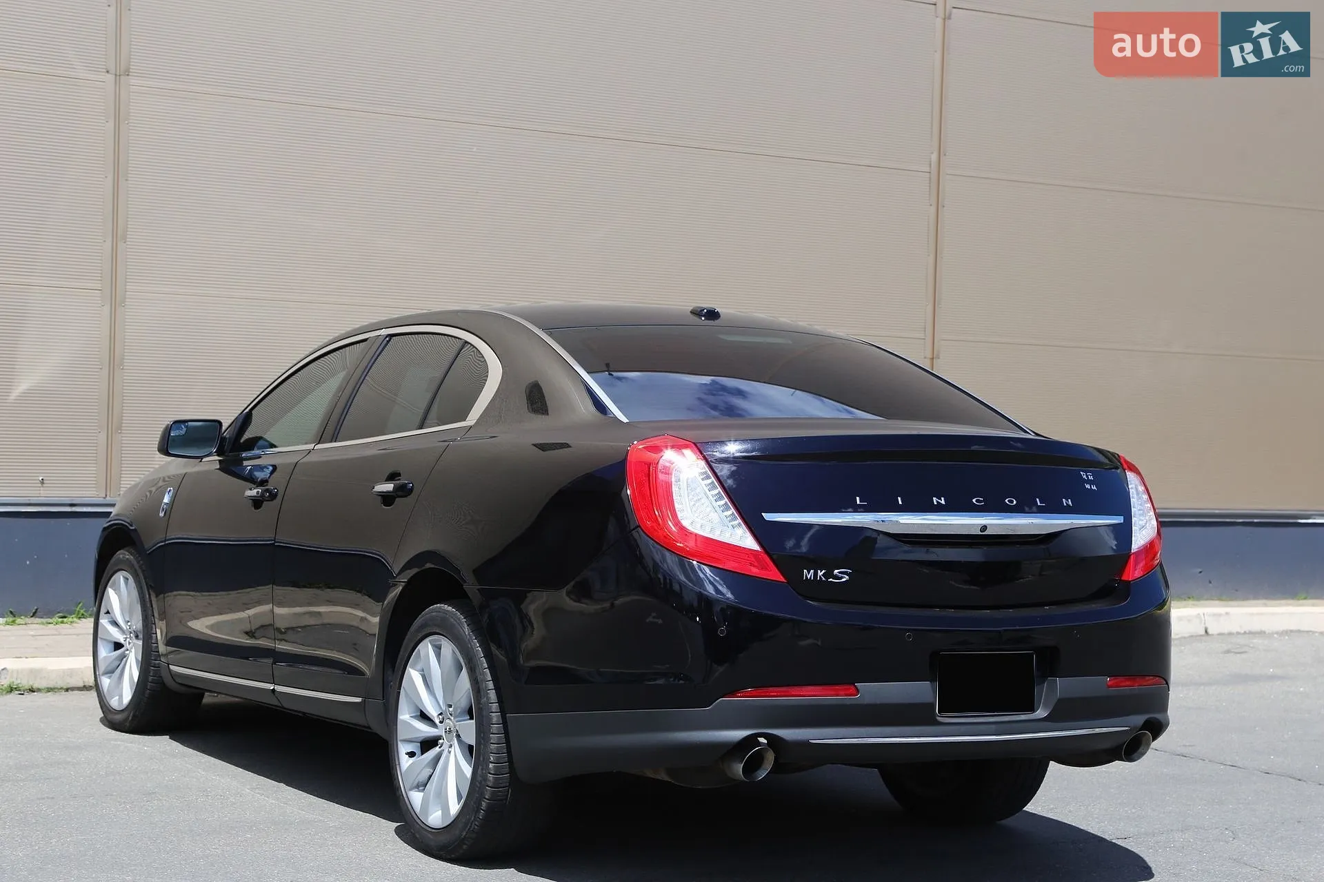 2016 Lincoln MKS - мініатюра 5