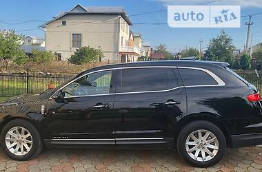 Минивэн Lincoln MKT 2016 в 