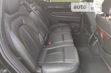 Минивэн Lincoln MKT 2016 в 