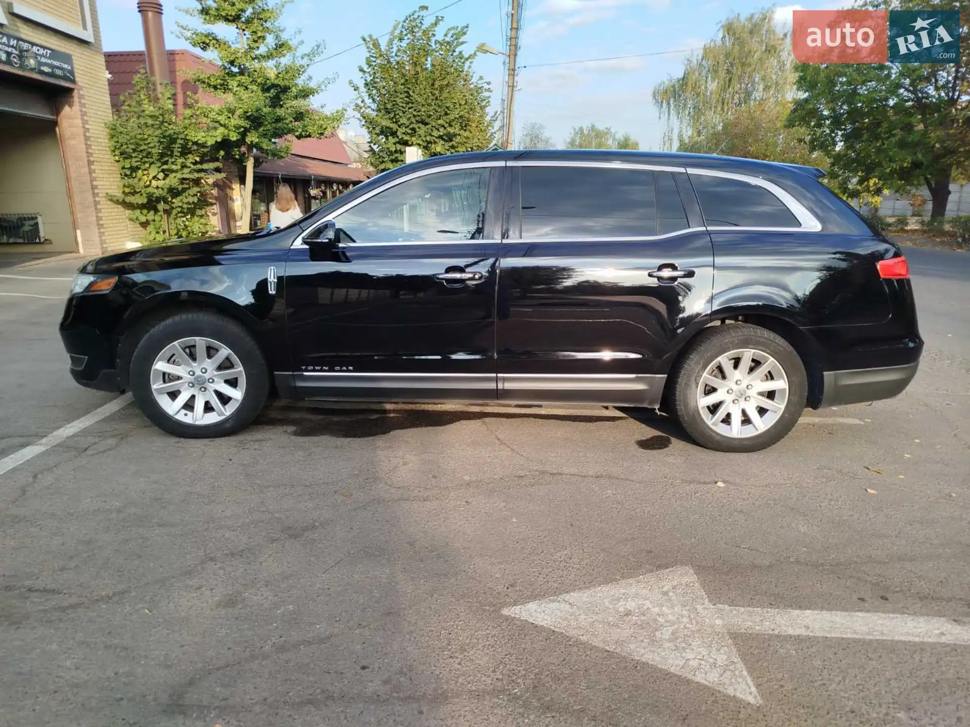 2017 Lincoln MKT - мініатюра 9