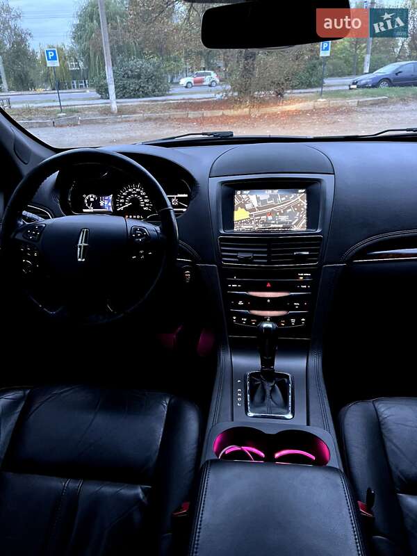 Внедорожник / Кроссовер Lincoln MKT 2016 в Житомире