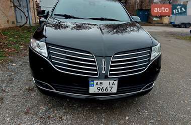 Внедорожник / Кроссовер Lincoln MKT 2017 в 
