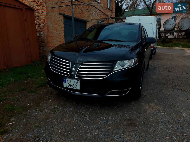 Внедорожник / Кроссовер Lincoln MKT 2017 в Виннице