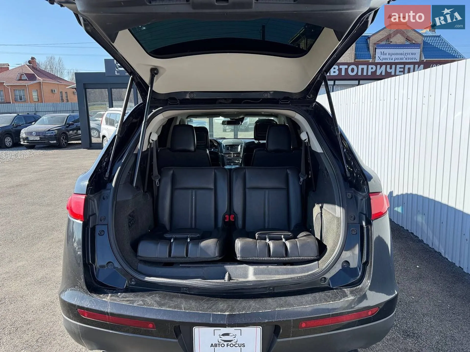 2012 Lincoln MKT - мініатюра 12