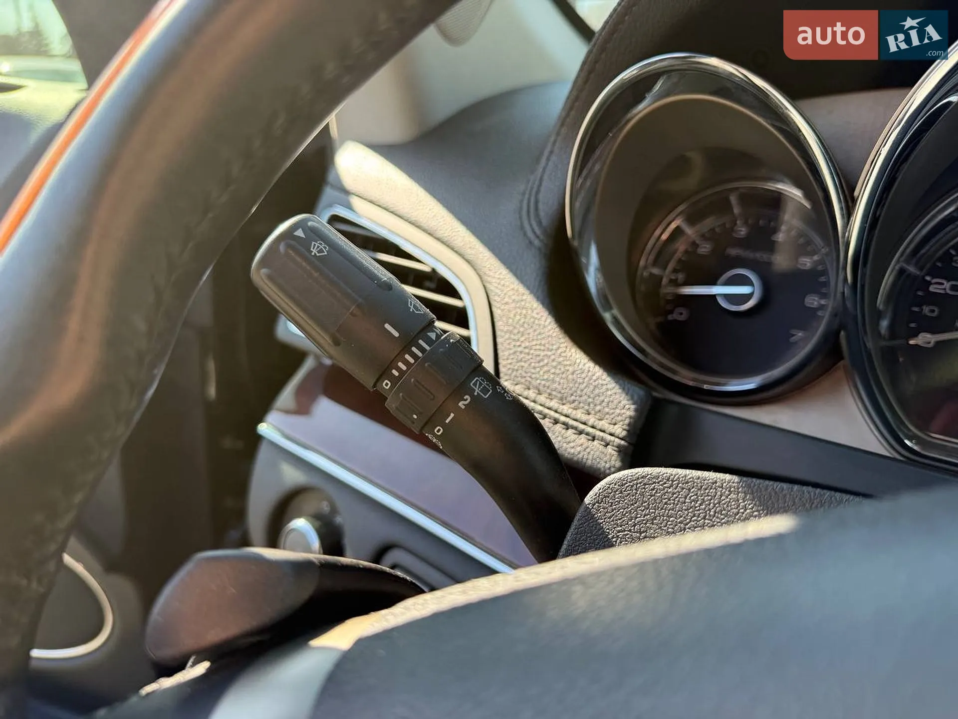 2012 Lincoln MKT - мініатюра 20