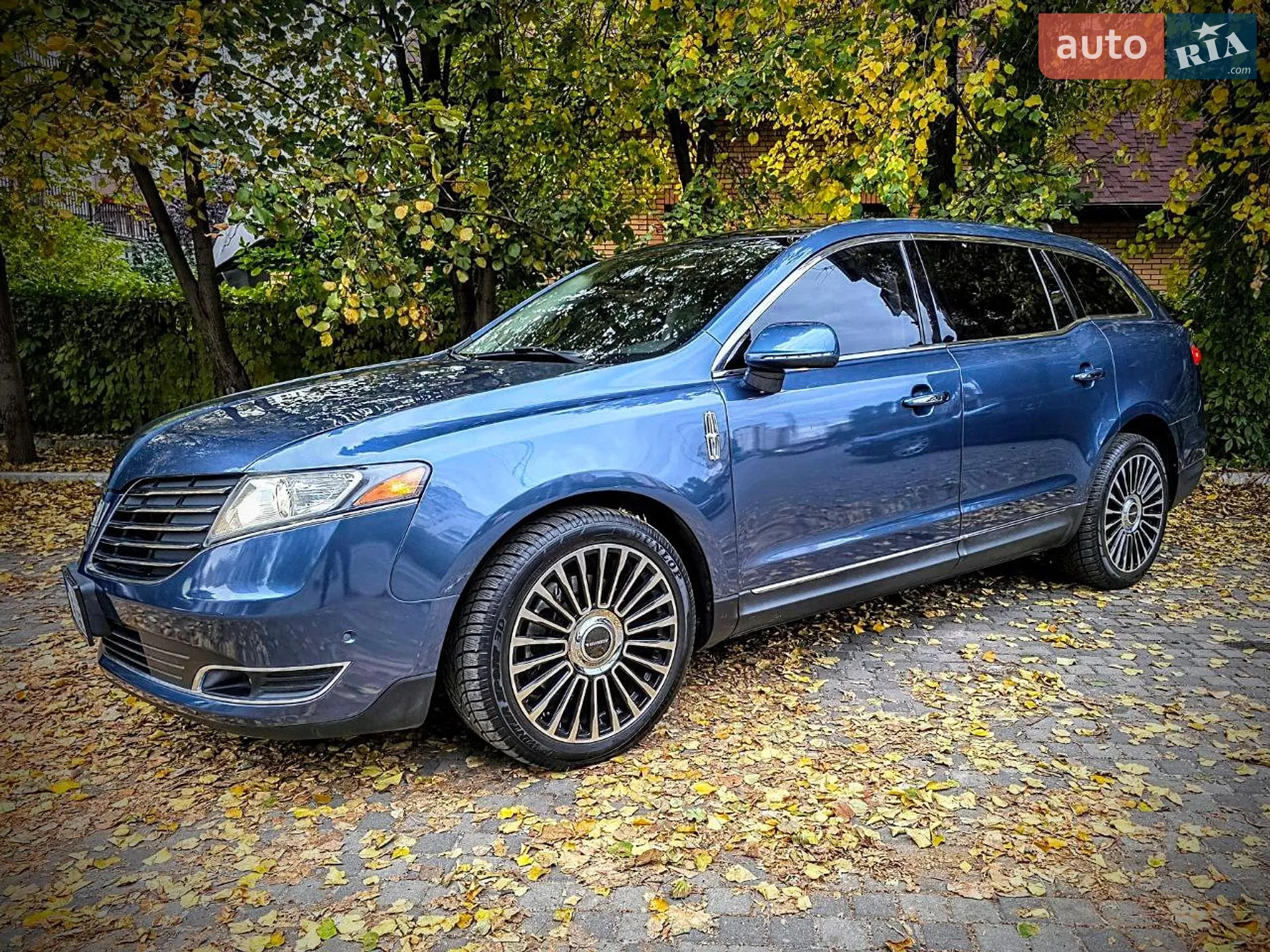 2019 Lincoln MKT - мініатюра 7