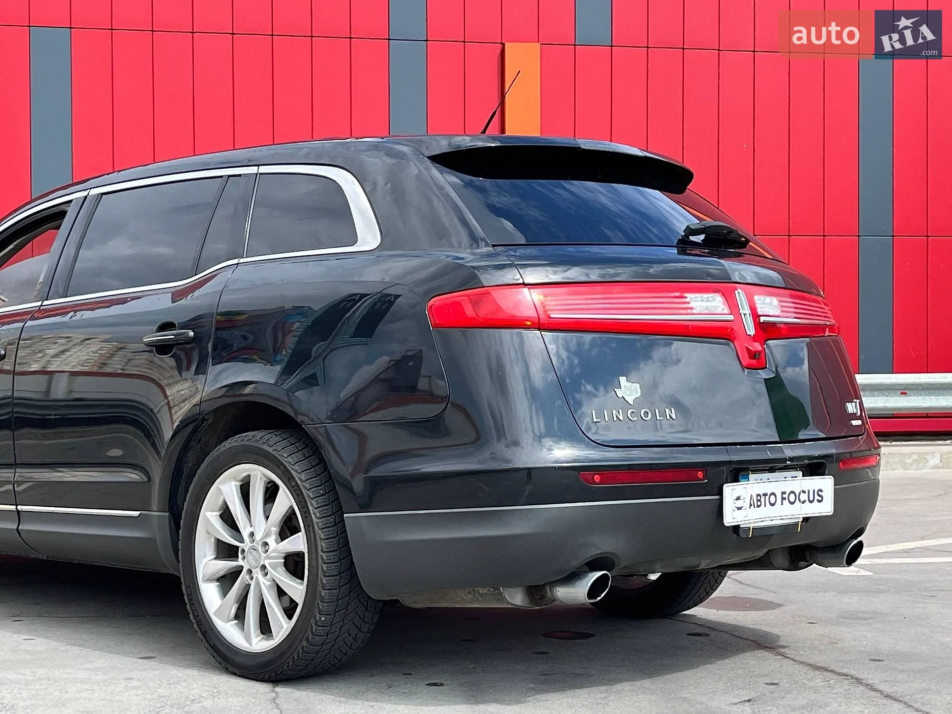2012 Lincoln MKT - мініатюра 8