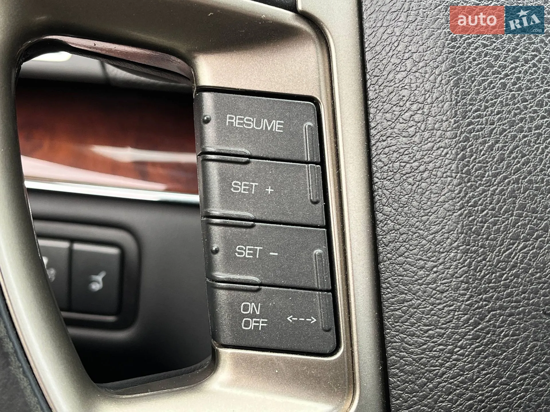 2012 Lincoln MKT - мініатюра 26