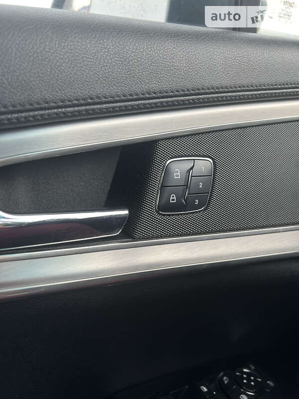 Внедорожник / Кроссовер Lincoln MKX 2016 в Тернополе фото 43 Внедорожник / Кроссовер Lincoln MKX 2016 в Тернополе